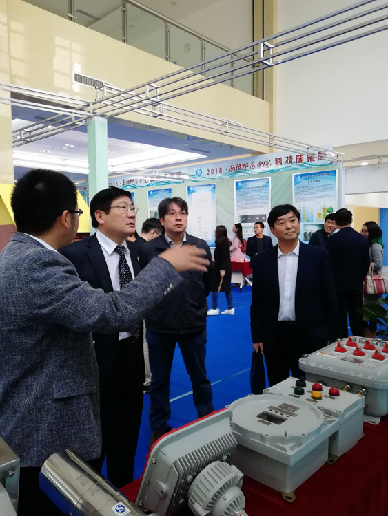 中通智能參加南陽（秋季）校地合作暨成果發(fā)布交易會(huì)